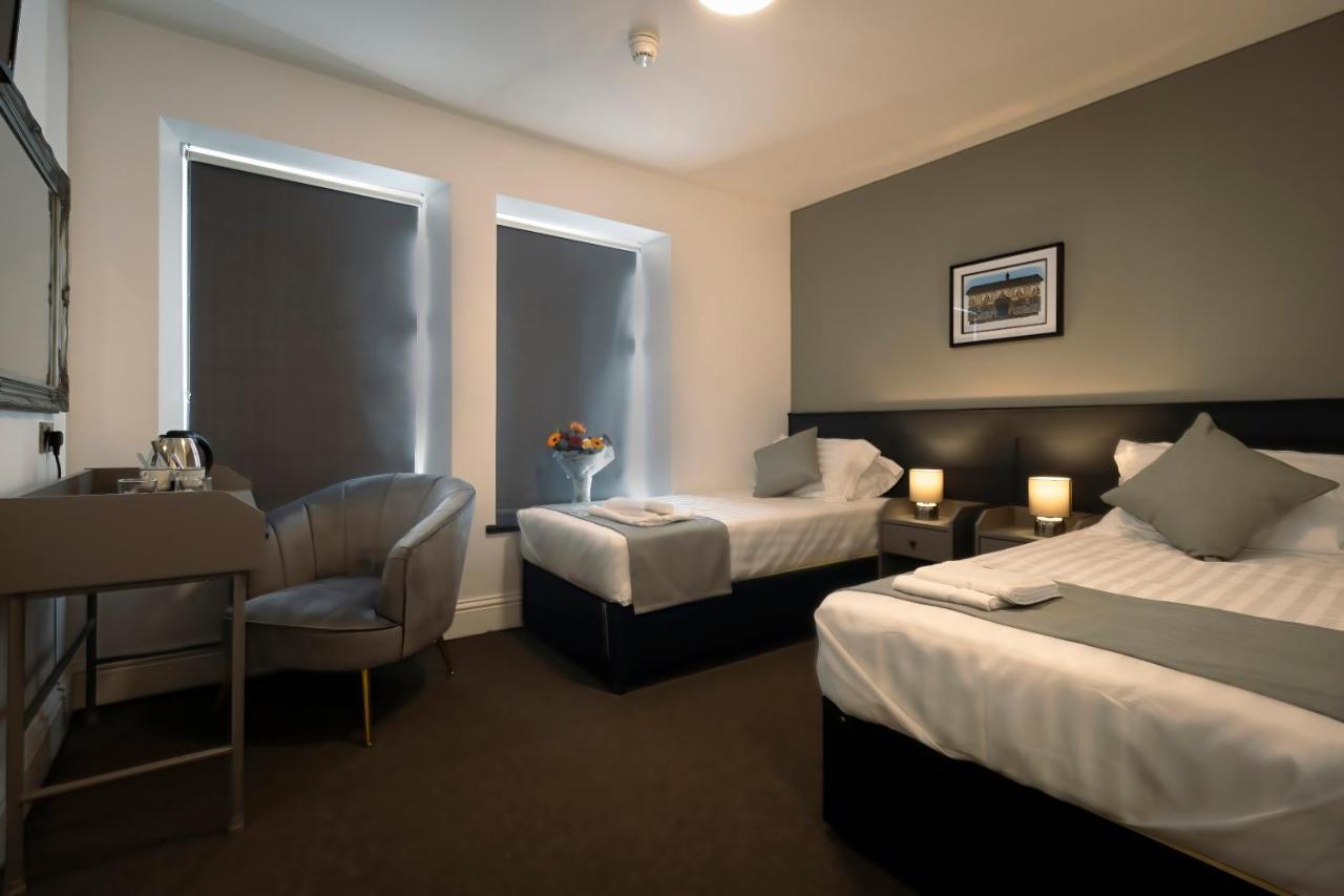 The Friendship Hotel Stocksbridge  Dış mekan fotoğraf