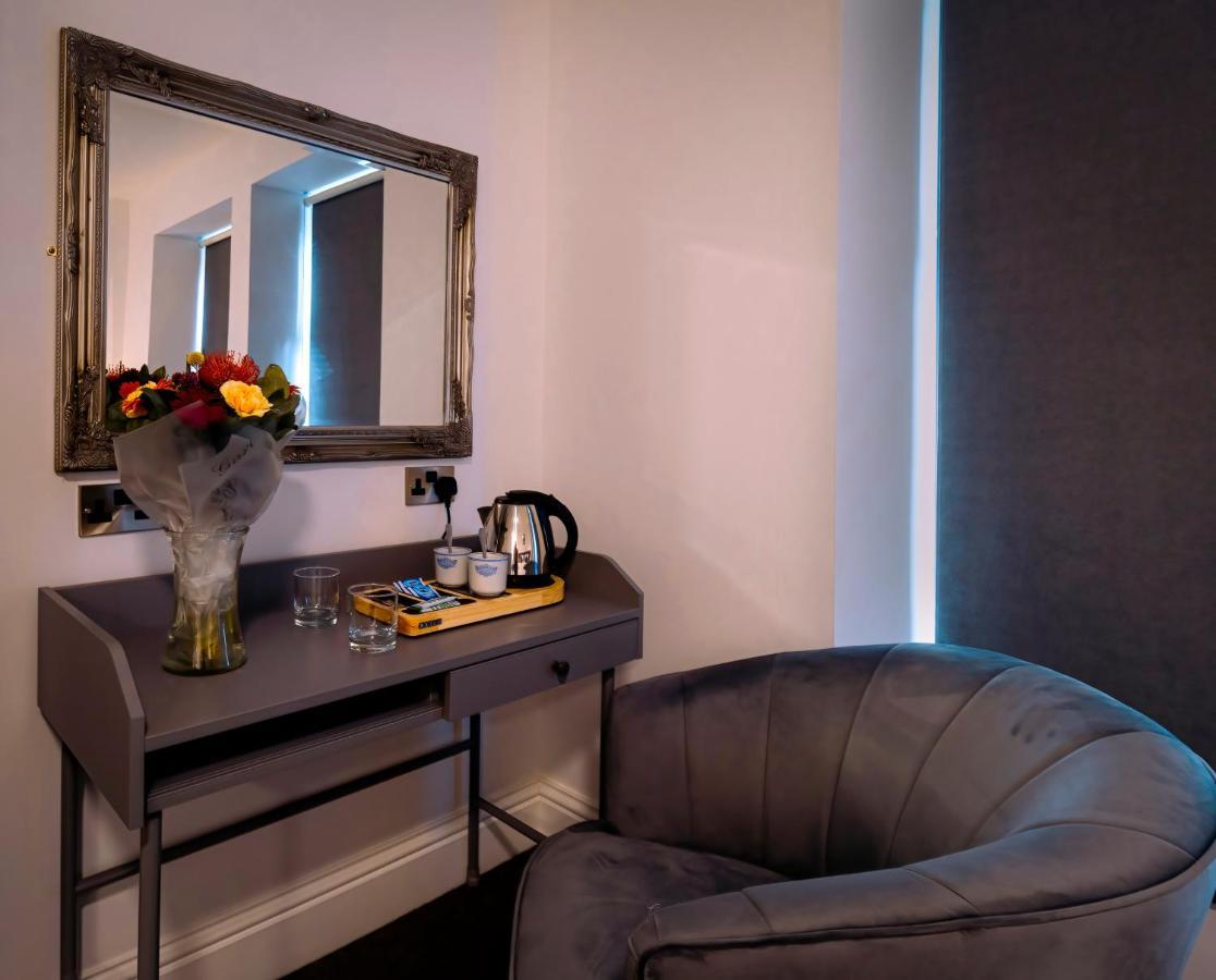 The Friendship Hotel Stocksbridge  Dış mekan fotoğraf