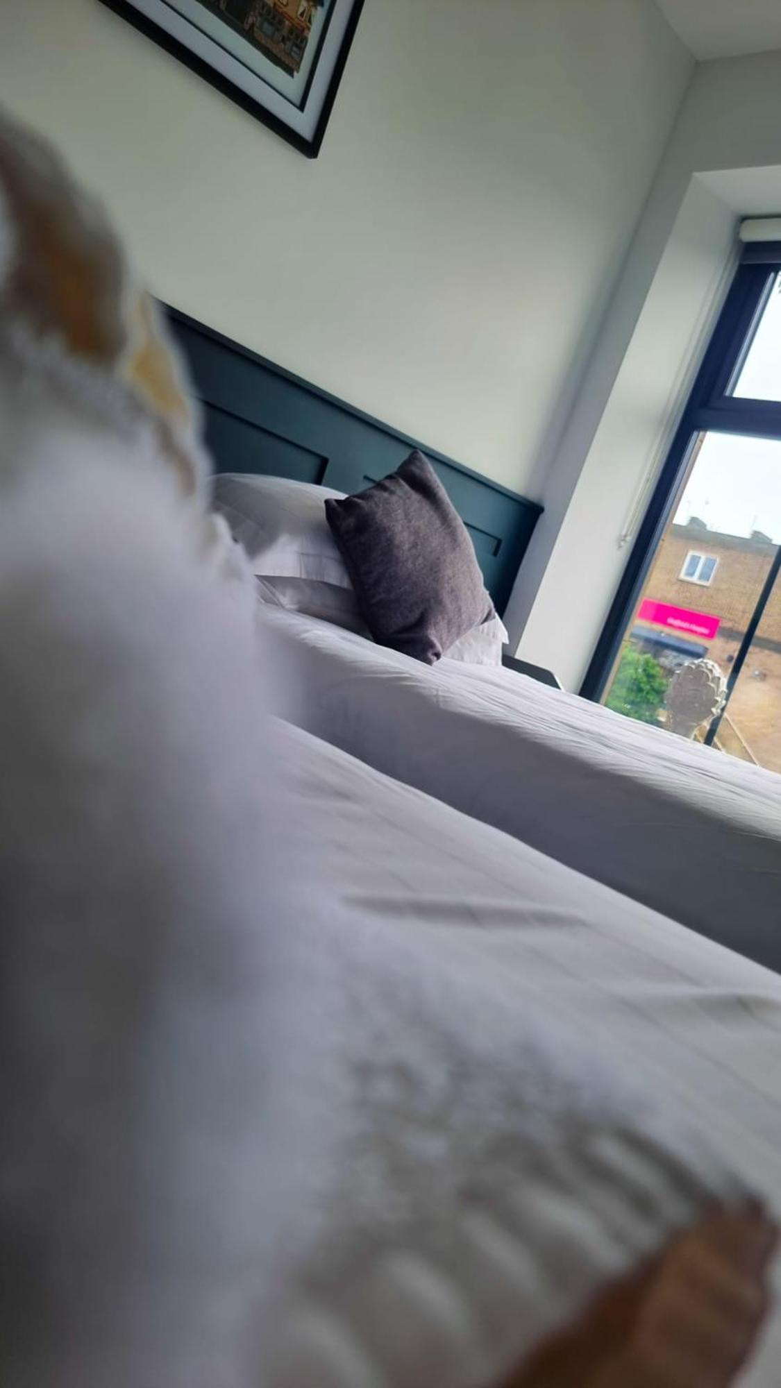 The Friendship Hotel Stocksbridge  Dış mekan fotoğraf